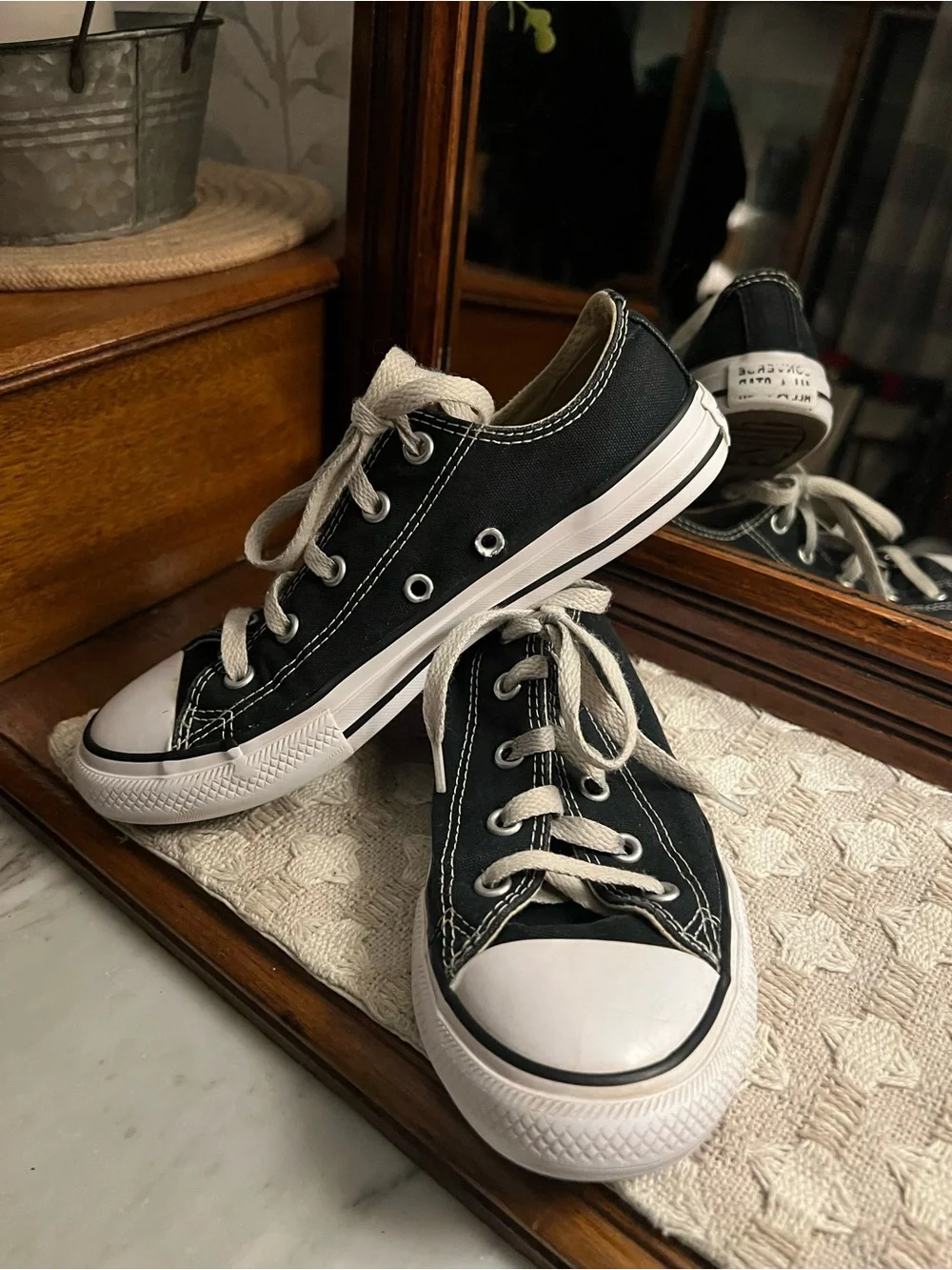 CONVERSE Classic Low Top Casual Streetwear Sneakers Black White Boy's Size 2
